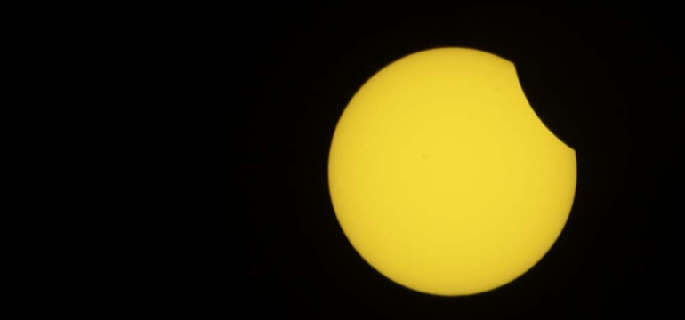Eclipse solar1B