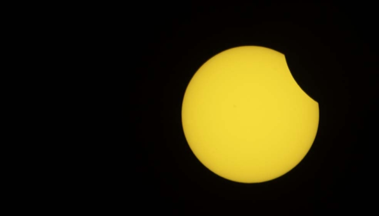 Eclipse solar1B
