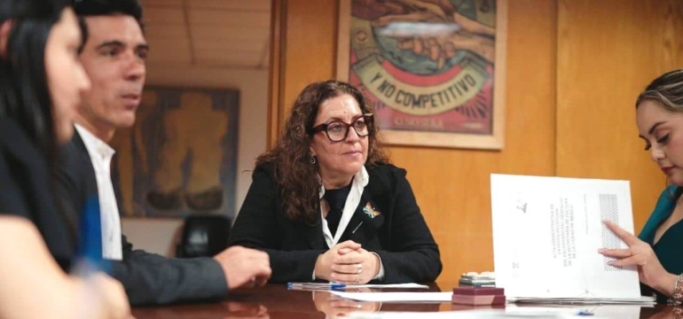 Ana Francis Mor inicia gestión