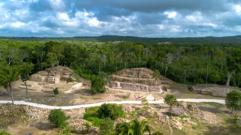 Con 165 museos y 194 zonas arqueológicas, más una paleontológica, el instituto amplía sus espacios habilitados para la visita pública. Zona Arqueológica de Ichkabal. Foto CINAH Quintana Roo