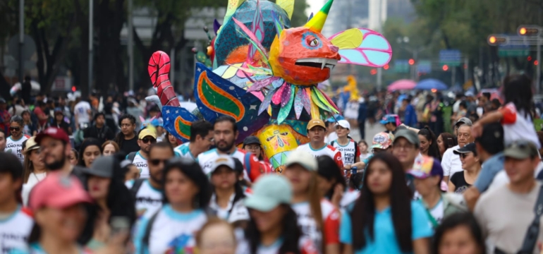 17° desfile de alebrijes eikon11