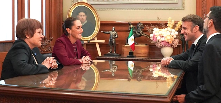 Reunion Mexico - Francia eikon 2