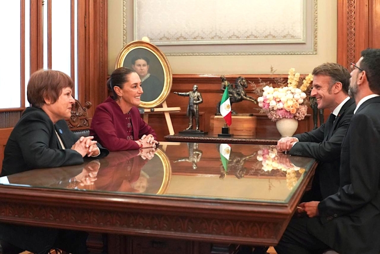 Reunion Mexico - Francia eikon 2