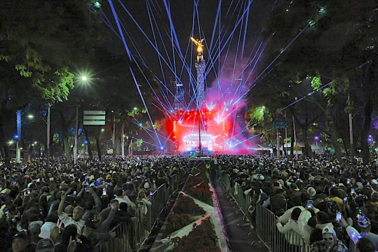 celebran el año nuevo 2026 eikon12
