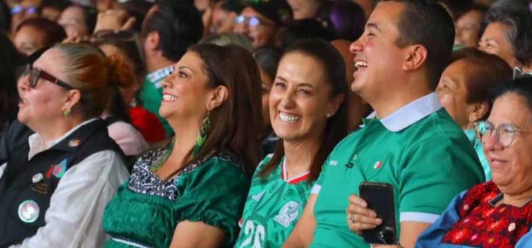 portada La presidenta festejó5