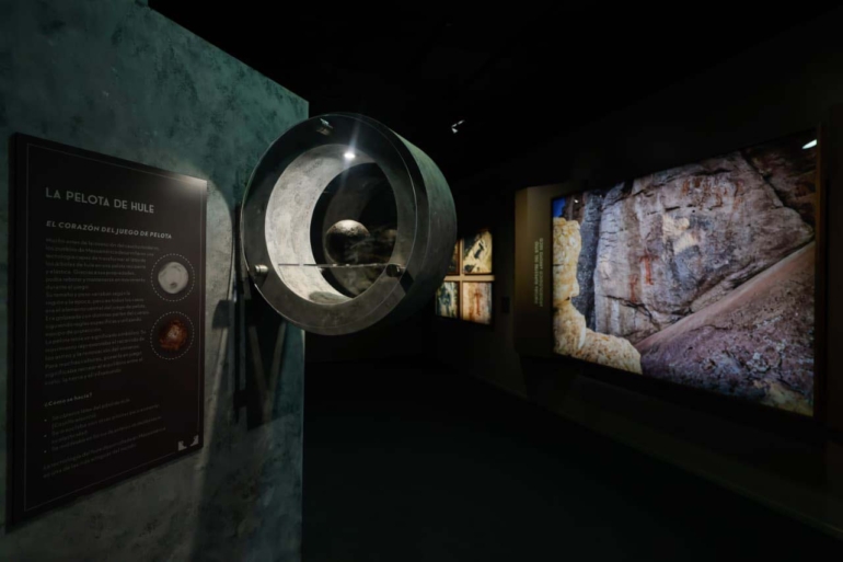 Inauguran Tlachtli eikon2