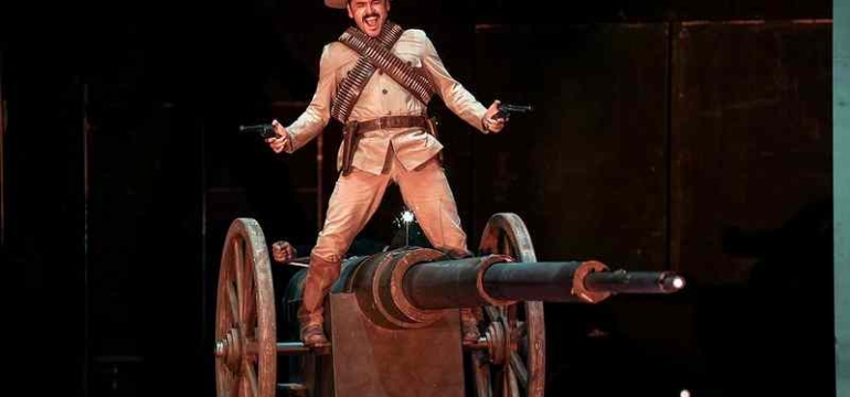 “Entre Pancho Villa y una mujer desnuda” llega al Teatro Ignacio López Tarso.- Eikon1
