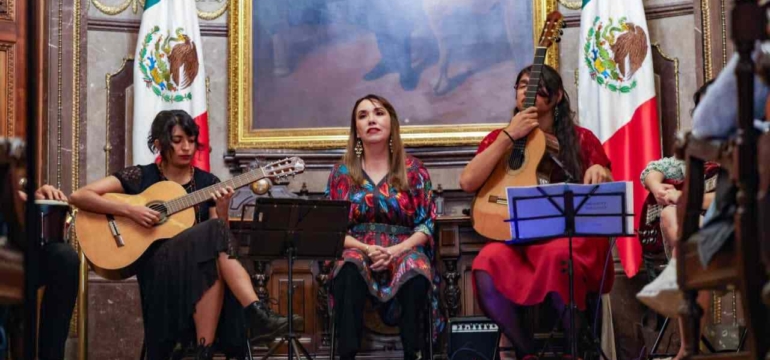 Salón de Cabildos celebra 20 años de apertura al público.- Eikon1